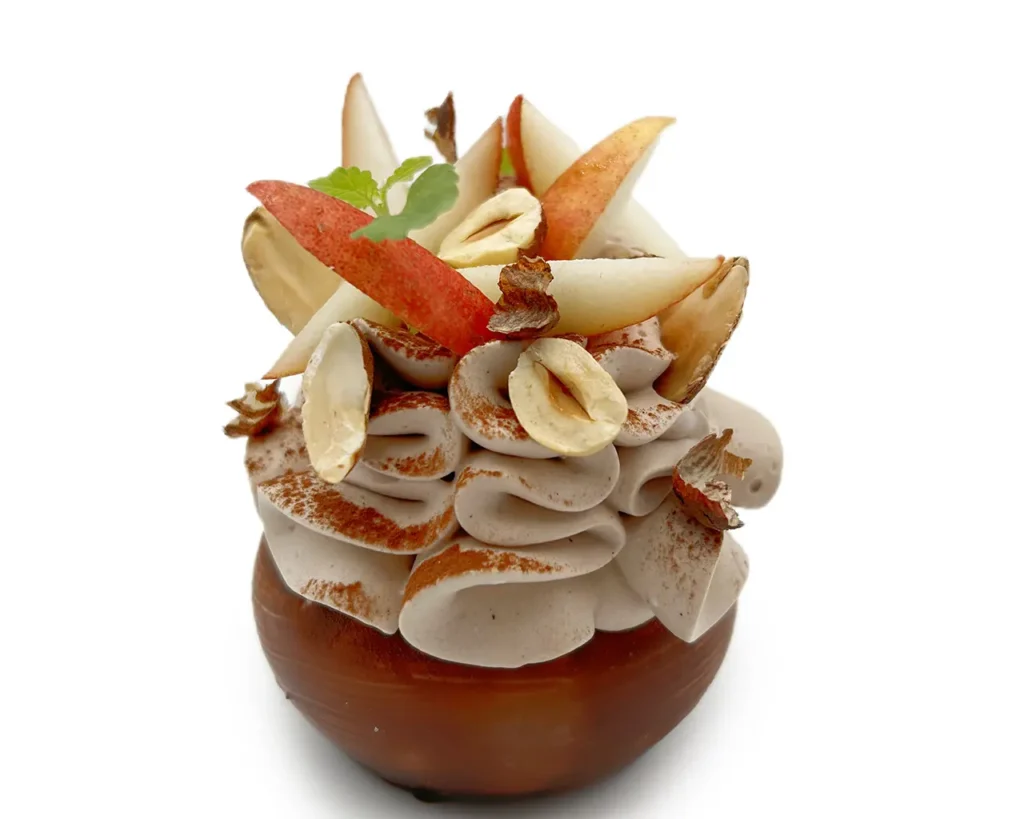Pavlova à la Salle à Manger Pavlovas Joël Maier à Lyon 7e, photo gauche