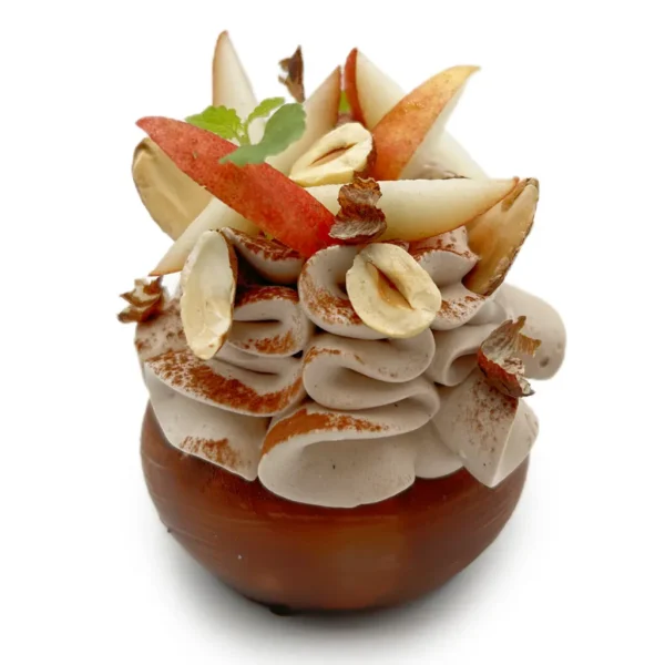 Pavlova individuelle Poire – Chocolat – Praliné amandes noisettes par Pavlovas Joël Maier – Photo N°1